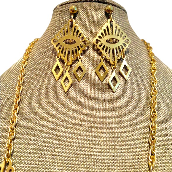 Vintage Sarah Coventry MANDARIN MAGIC Necklace Gold Tone Bib Necklace & Earrings - Picture 10 of 11